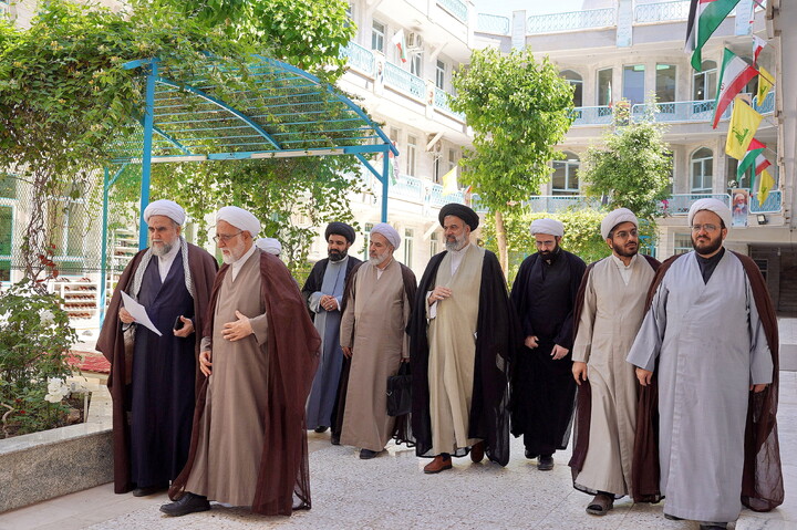 تصاویر/ مراسم اربعین بنده‌ی خدا، شهید علی لاریجانی