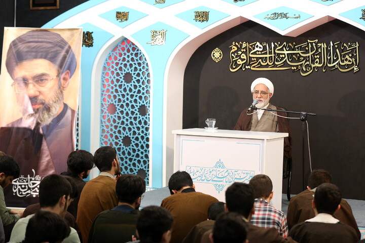 تصاویر/ مراسم اربعین بنده‌ی خدا، شهید علی لاریجانی