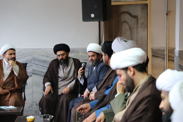 تصاویر /جلسه مدیران مدارس علمیه استان کردستان