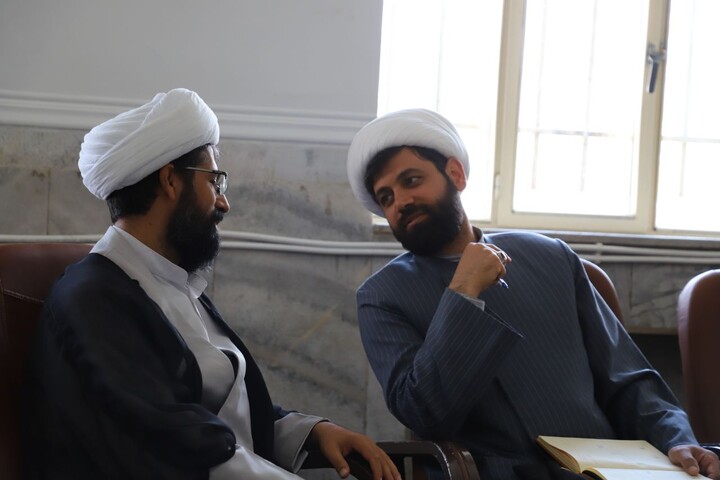 تصاویر /جلسه مدیران مدارس علمیه استان کردستان