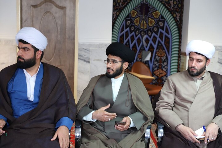 تصاویر /جلسه مدیران مدارس علمیه استان کردستان