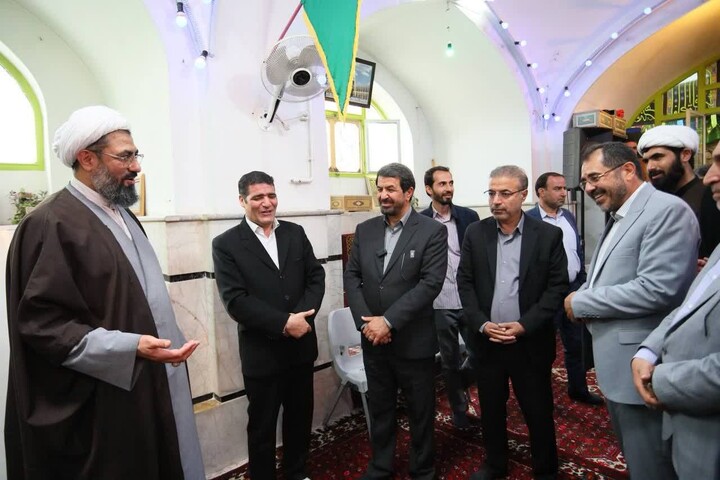 تصاویر / تقدیر نماینده ولی فقیه در استان و استاندار همدان از معلمان همدانی