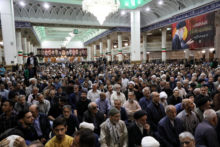 بزرگداشت چهلم شهیدان لاریجانی در حرم مطهر بانوی کرامت