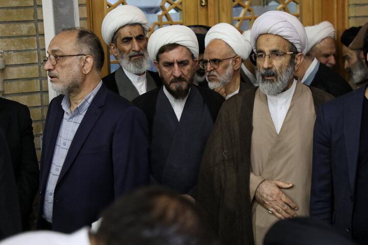 بزرگداشت چهلم شهیدان لاریجانی در حرم مطهر بانوی کرامت