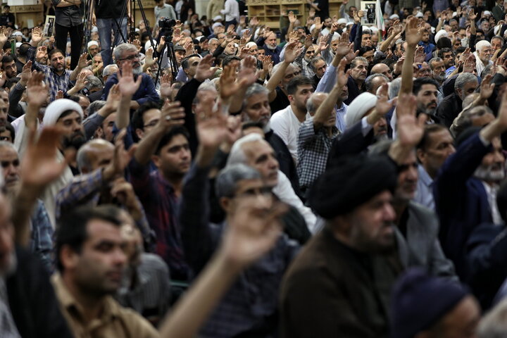 بزرگداشت چهلم شهیدان لاریجانی در حرم مطهر بانوی کرامت