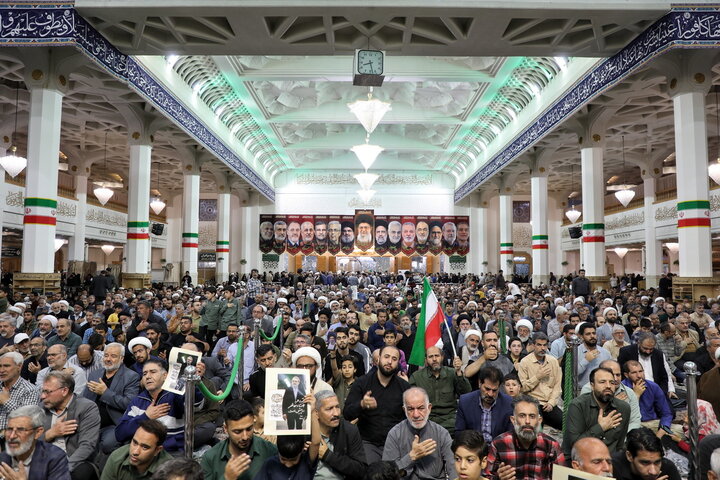 بزرگداشت چهلم شهیدان لاریجانی در حرم مطهر بانوی کرامت