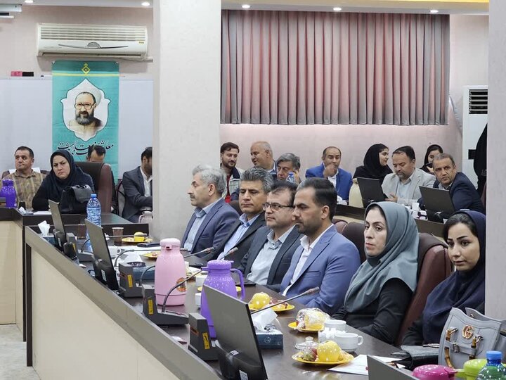 تصاوییر/ آیین تجلیل از معلمان و مدیران برتر مدارس استان کردستان