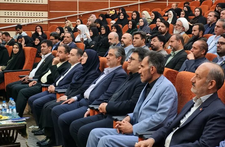 تصاویر/همایش بزرگ سپاس معلم در اراک