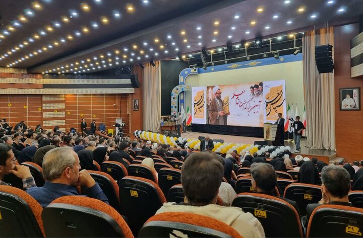 تصاویر/همایش بزرگ سپاس معلم در اراک