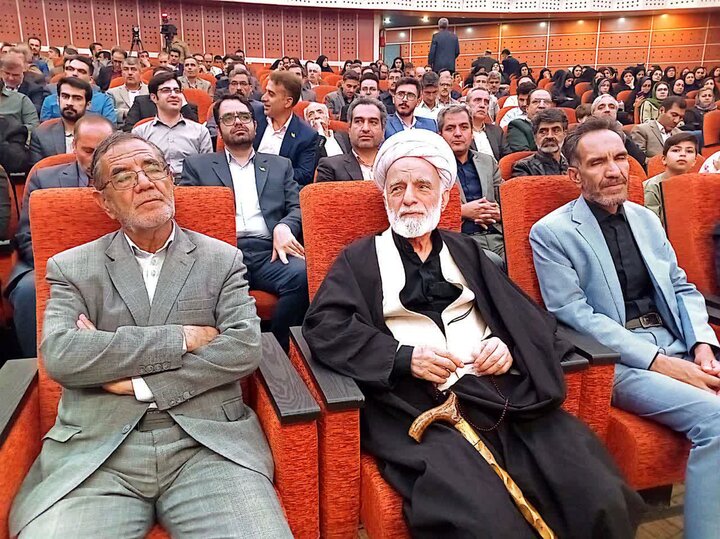 تصاویر/همایش بزرگ سپاس معلم در اراک