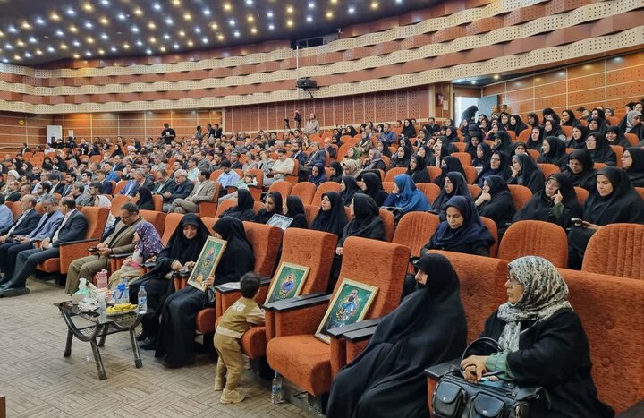 تصاویر/همایش بزرگ سپاس معلم در اراک