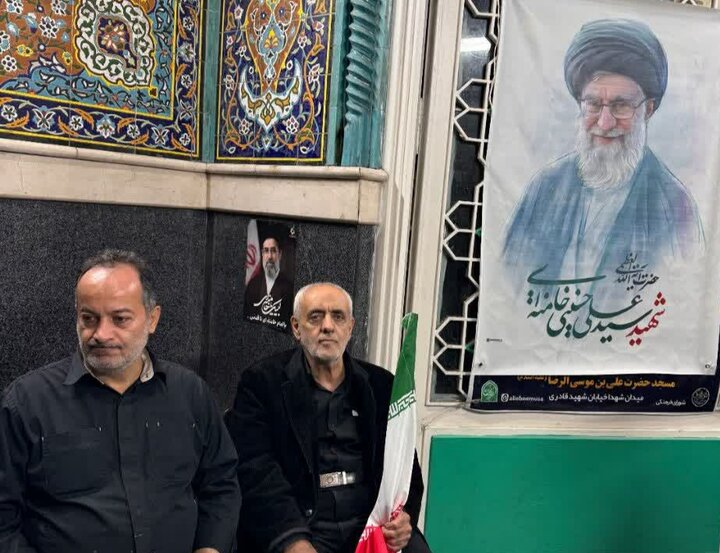 تصاویر/ شصت و سومین اجتماع اهالی مسجد جامع علی بن موسی الرضا(ع) در بیعت با حضرت آیت الله سیدمجتبی خامنه‌ای