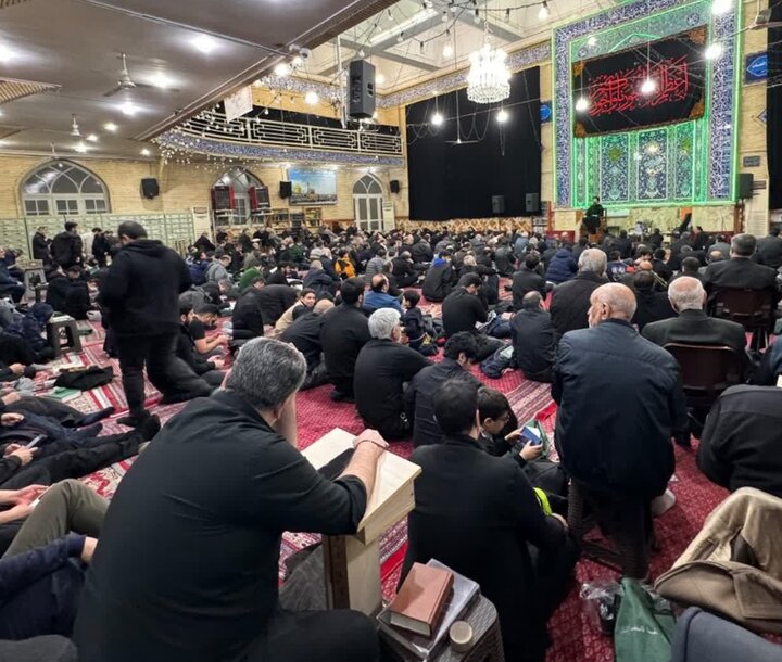 تصاویر/ شصت و سومین اجتماع اهالی مسجد جامع علی بن موسی الرضا(ع) در بیعت با حضرت آیت الله سیدمجتبی خامنه‌ای