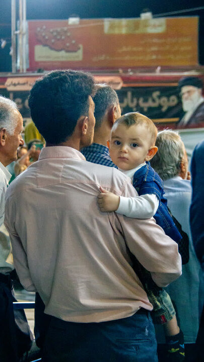 تصاویر| شصت و سومین تجمع شبانه مردم آران وبیدگل درد فاع از وطن در هلال بن علی(ع)