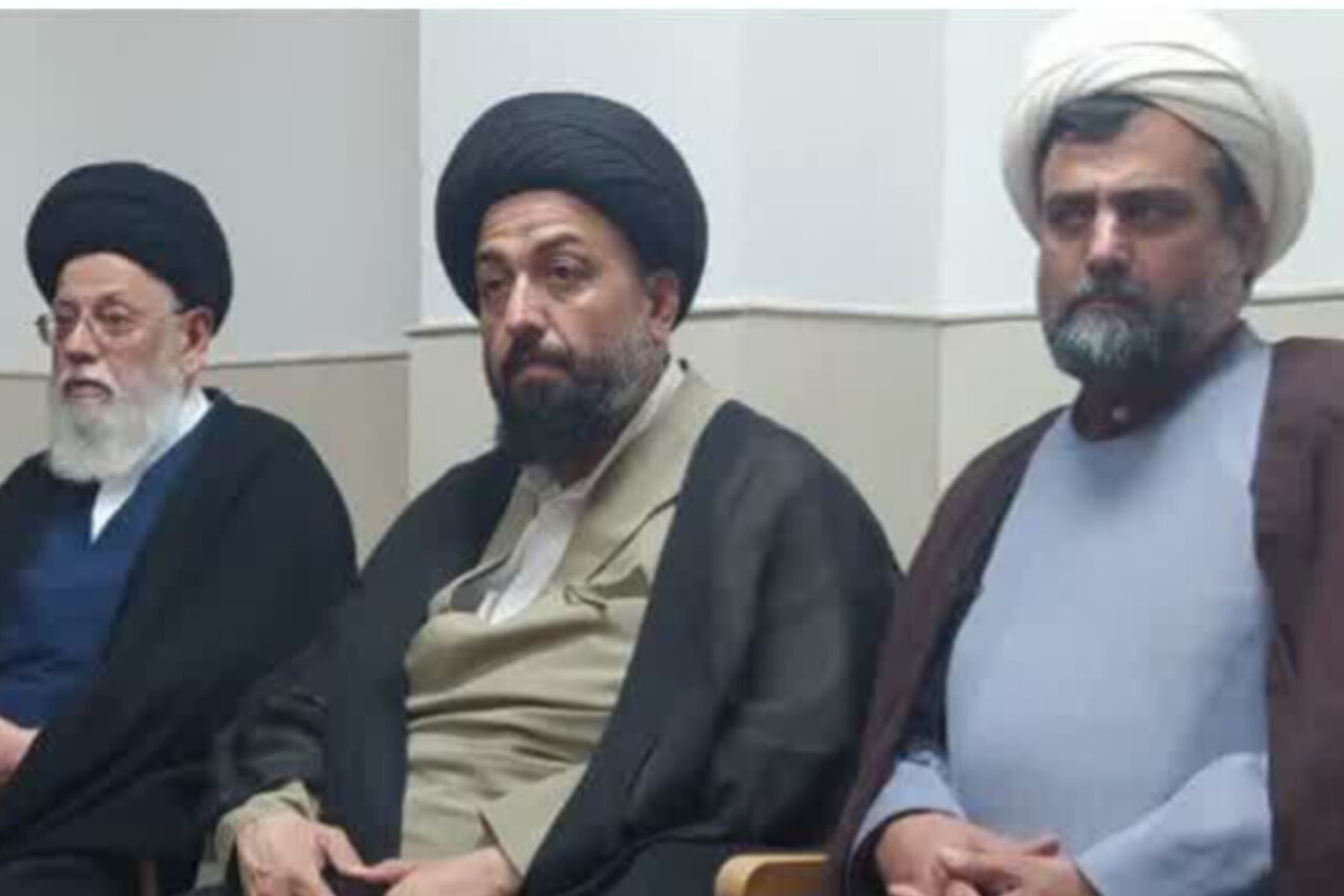 اساتید حلقه‌های صالحین برای پاسخ به شبهات پساجنگ آماده شوند