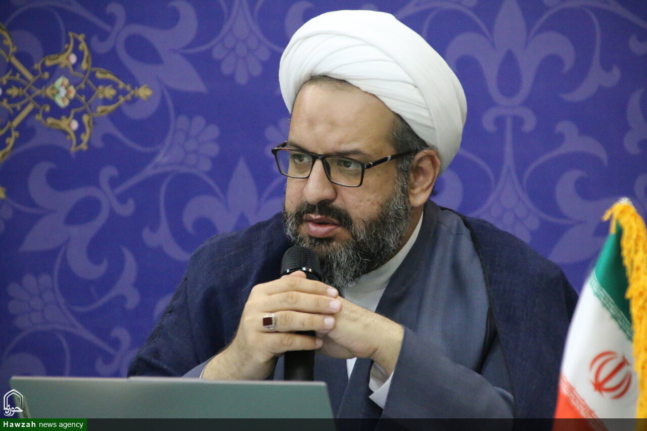 سالروز شهادت استاد مطهری فرصتی  برای پاسداشت مقام معلم است