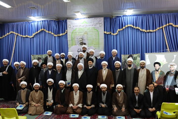 تصاویر/ مراسم تجلیل از اساتید حوزه علمیه اردبیل