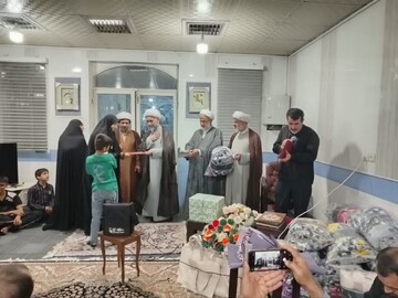 تصاویر/ مراسم تجلیل از اساتید حوزه علمیه خواهران در برازجان