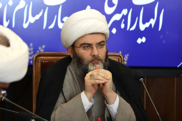 وجه معلمی رهبر شهید انقلاب توسط نخبگان حوزه و دانشگاه معرفی شود