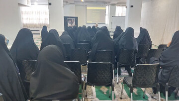 برگزاری کرسی علمی «مقایسه یهود در عصر پیامبر(ص) و دوران معاصر با محوریت مهدویت» در الیگودرز