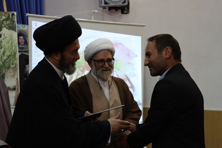 تصاویر/ مراسم تجلیل از اساتید حوزه علمیه اردبیل