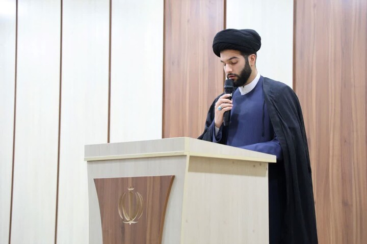 تصاویر/ مراسم گرامیداشت آیت‌الله شهید مرتضی مطهری (ره) و  مقام معلم در مدرسه علمیه مدینة العلم کاظمیه یزد برگزار شد
