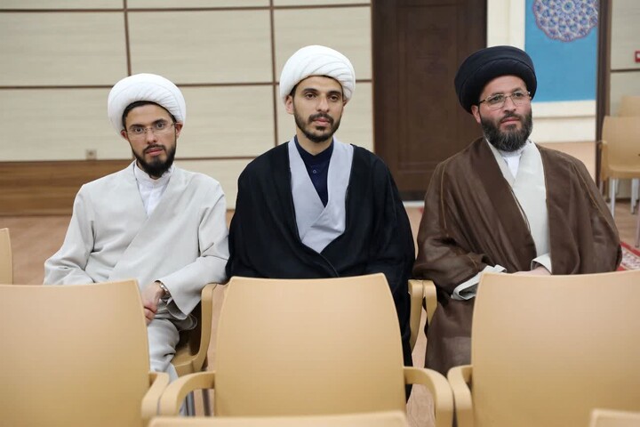 تصاویر/ مراسم گرامیداشت آیت‌الله شهید مرتضی مطهری (ره) و  مقام معلم در مدرسه علمیه مدینة العلم کاظمیه یزد برگزار شد