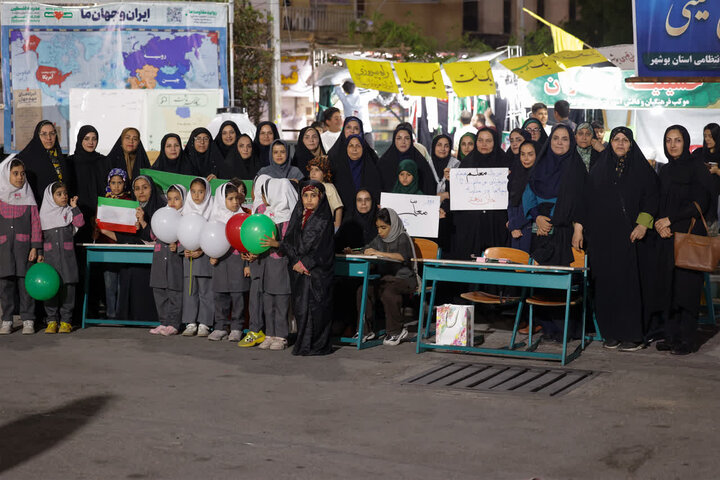 تصاویر/ تجمع شبانه مردم بوشهر پای نظام