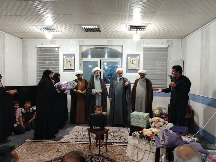 تصاویر/ مراسم تجلیل از اساتید حوزه علمیه خواهران در برازجان
