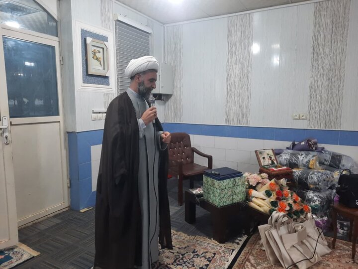 تصاویر/ مراسم تجلیل از اساتید حوزه علمیه خواهران در برازجان