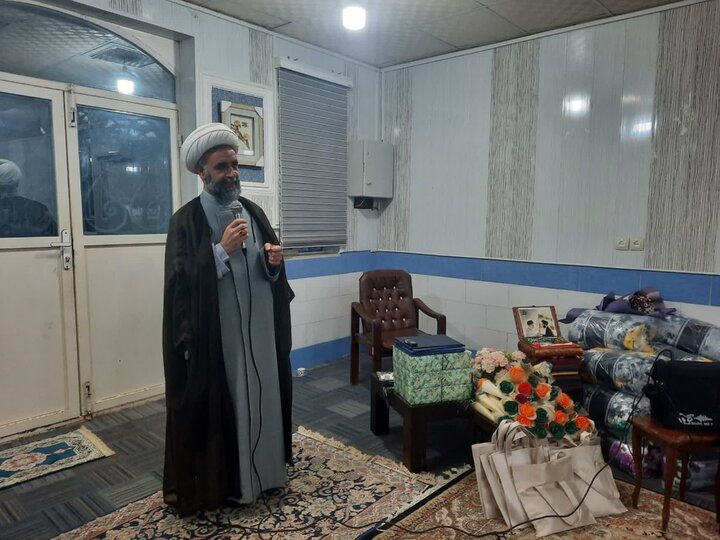 تصاویر/ مراسم تجلیل از اساتید حوزه علمیه خواهران در برازجان