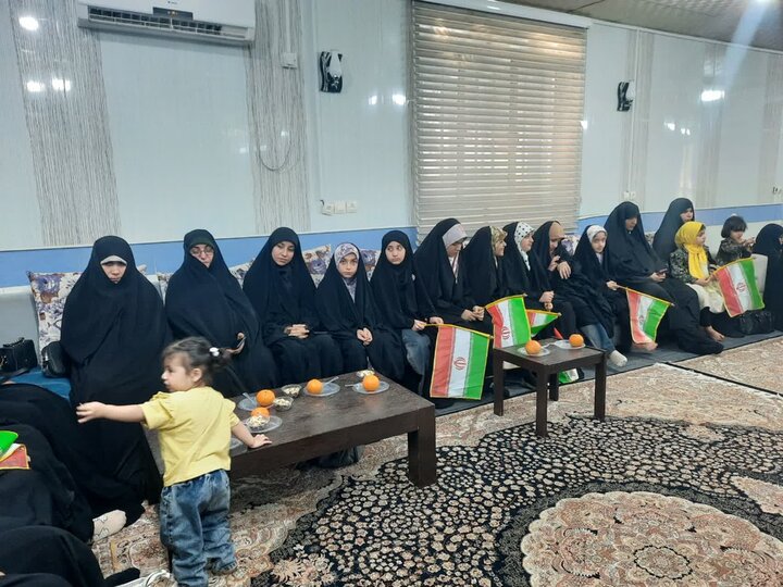 تصاویر/ مراسم تجلیل از اساتید حوزه علمیه خواهران در برازجان