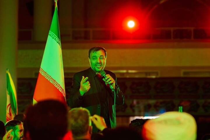 تصاویر / وداع با ۱۴ شهید گردان تخریب استان زنجان
