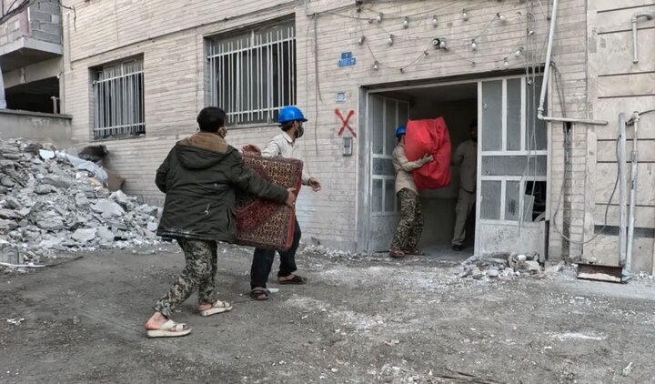 تصاویر/ گوشه ای از  فعالیت های گروه جهادی حاج عبدالله والی شهرستان بشاگرد در شهر «تهران»
