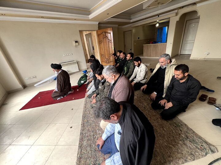تصاویر/ گوشه ای از  فعالیت های گروه جهادی حاج عبدالله والی شهرستان بشاگرد در شهر «تهران»