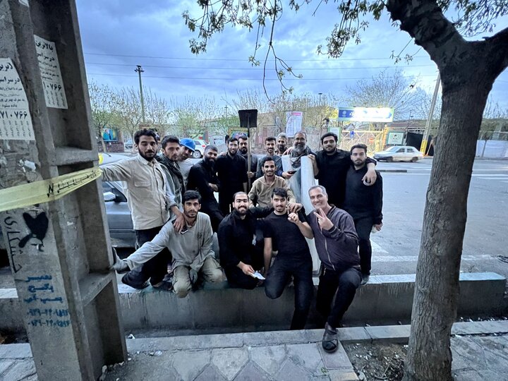 تصاویر/ گوشه ای از  فعالیت های گروه جهادی حاج عبدالله والی شهرستان بشاگرد در شهر «تهران»