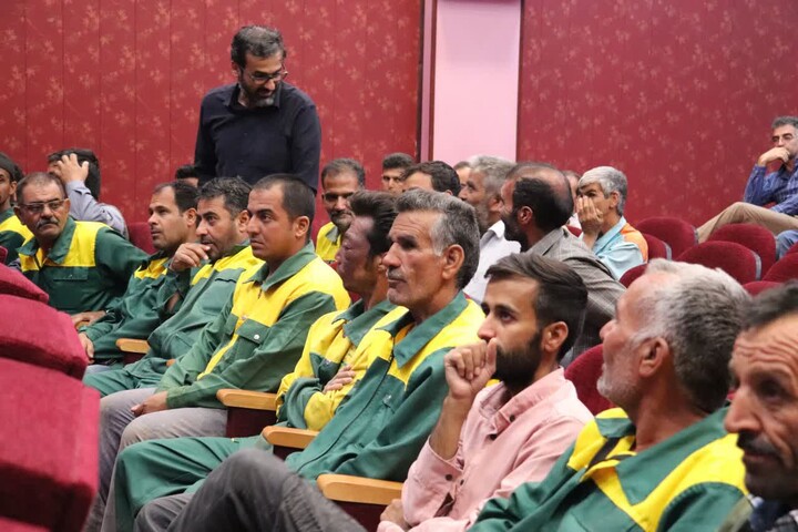 تصاویر/گرامیداشت روز کارگر در شهرستان انار