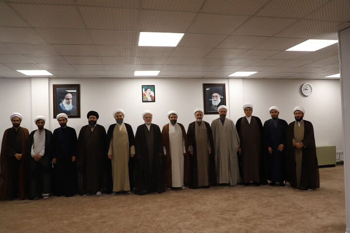 تصاویر/دیدار مدیران حوزوی استان کردستان به مناسبت سالروز شهادت استاد علامه مرتضی مطهری و گرامیداشت مقام شامخ معلم و استاد