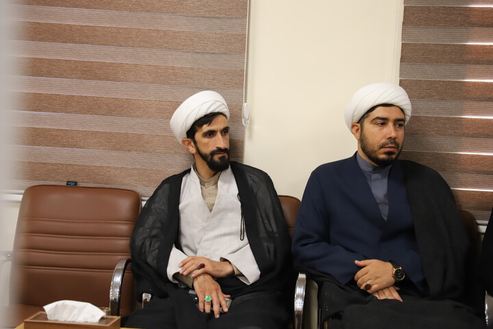 تصاویر/دیدار مدیران حوزوی استان کردستان به مناسبت سالروز شهادت استاد علامه مرتضی مطهری و گرامیداشت مقام شامخ معلم و استاد