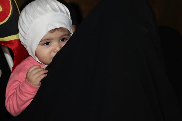 تصاویر/ اقامه نماز استغاثه به امام زمان عجل الله تعالی فرجه الشریف در پارک معلم شهر مجومرد