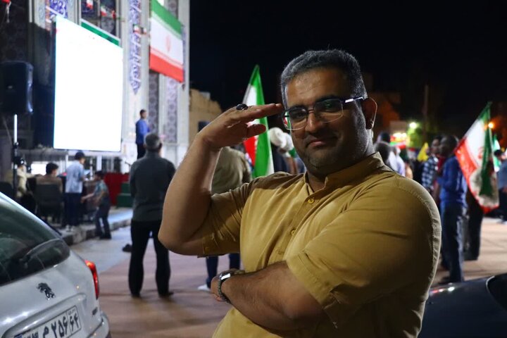 تصاویر/ اقامه نماز استغاثه به امام زمان عجل الله تعالی فرجه الشریف در پارک معلم شهر مجومرد