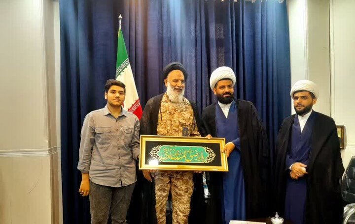 دیدار کادر اتحادیه انجمن های اسلامی دانش آموزان استان با نماینده ولی فقیه در خوزستان
