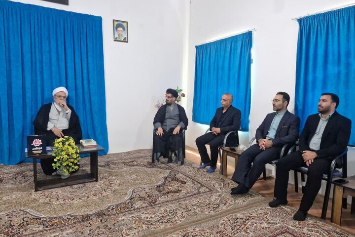 تصاویر/ دیدار ریاست جدید اداره گاز بهشهر با امام جمعه شهرستان