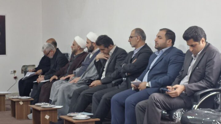 تصاویر/ جلسه شورای فرهنگ عمومی جویبار به ریاست امام جمعه شهرستان