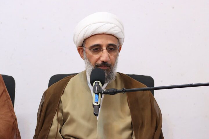 تصاویر/ دیدار صمیمانه نماینده ولی فقیه در استان با اساتید مدرسه علمیه امام علی (ع) ساری