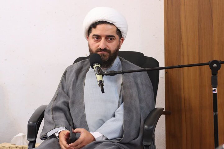 تصاویر/ دیدار صمیمانه نماینده ولی فقیه در استان با اساتید مدرسه علمیه امام علی (ع) ساری