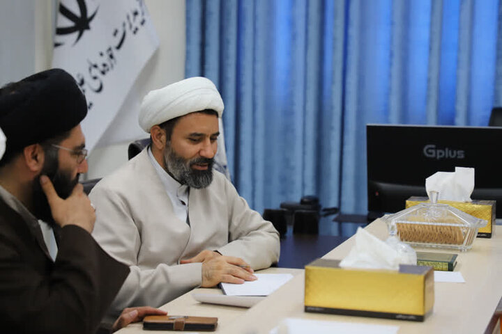 تصاویر/ جلسه تشکیل کانون دانش آموختگان طلاب شاغل در آموزش و پرورش کردستان