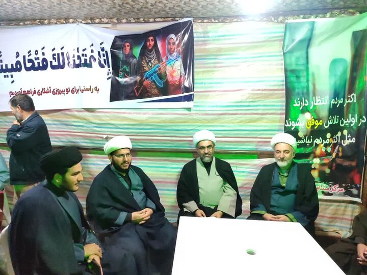تصاویر/ فعالیت موکب فرهنگی مدرسه علمیه خاتم الانبیاء سنندج