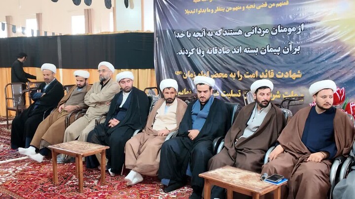 تصاویر | نشست روحانیت شهرستان جلفا در دفتر امام جمعه هادیشهر
