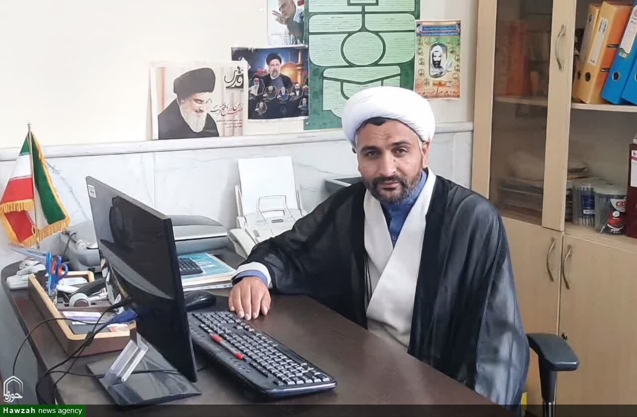 حضور فعال طلاب مدرسه علمیه صاحب‌الزمان(عج) مشهد در میدان فرهنگ و خدمت اجتماعی